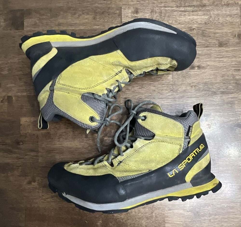 La Sportiva Boulder X Mid GTX Approach Hiking Boots Savana/Alpine Mens 10